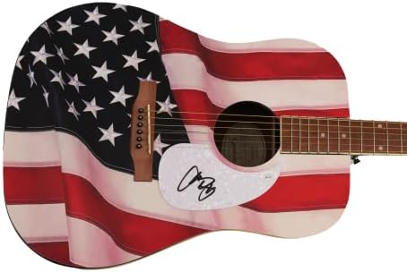 כריס יאנג חתם על חתימה בגודל מלא יחיד במינו מותאם אישית 1/1 דגל אמריקאי גיבסון אפיפון גיטרה אקוסטית
