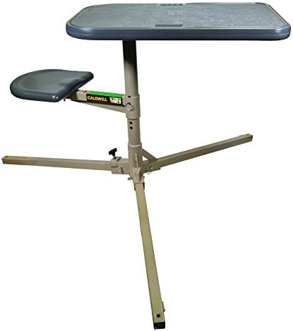 שולחן יציב של קלדוול עם עיצוב אמבידיקטרוס, סיבוב 360 מעלות ומושב סינטטי עמיד למזג אוויר למושב, טווח,