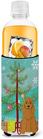 אוצרות קרוליין BB4220MUK עץ חג מולד שמח קוקר ספניאל אדום אולטרה חיבוק לפחיות רזות, יכול שרוול קריר יותר