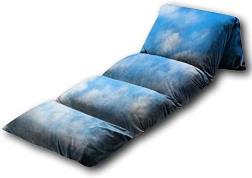 כרית רצפה לילדים איור וקטורי הניתן למיטה של ​​עננים לבנים רכים בשמיים כחולים מיטת רצפה מאוחנת ， מחצלת שינה