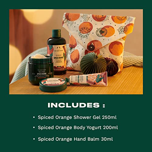 ערכת המתנות של בודי שופ תפוזים וגרביים חיוניים-ערכת טיפוח לעור חג כתום מתובל-טבעוני-3 פריטים