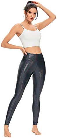 חותלות מבריקות של נשים עם מכנסי יוגה באורך מלא של מכנסי יוגה באורך מלא