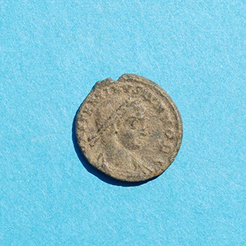 הקיסר הקונסטנטין הרומאי i קיסר 306 עד 337 לספירה, 2 חיילים 2 סטנדרטים 21 מטבע ברונזה טוב מאוד
