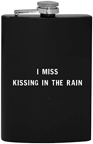 אני מתגעגע להתנשק בגשם-8 עוז ירך שתיית בקבוק אלכוהול